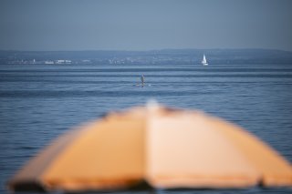 C'est surtout au bord des grands lacs et en altitude que le temps ne se rafraîchit plus.